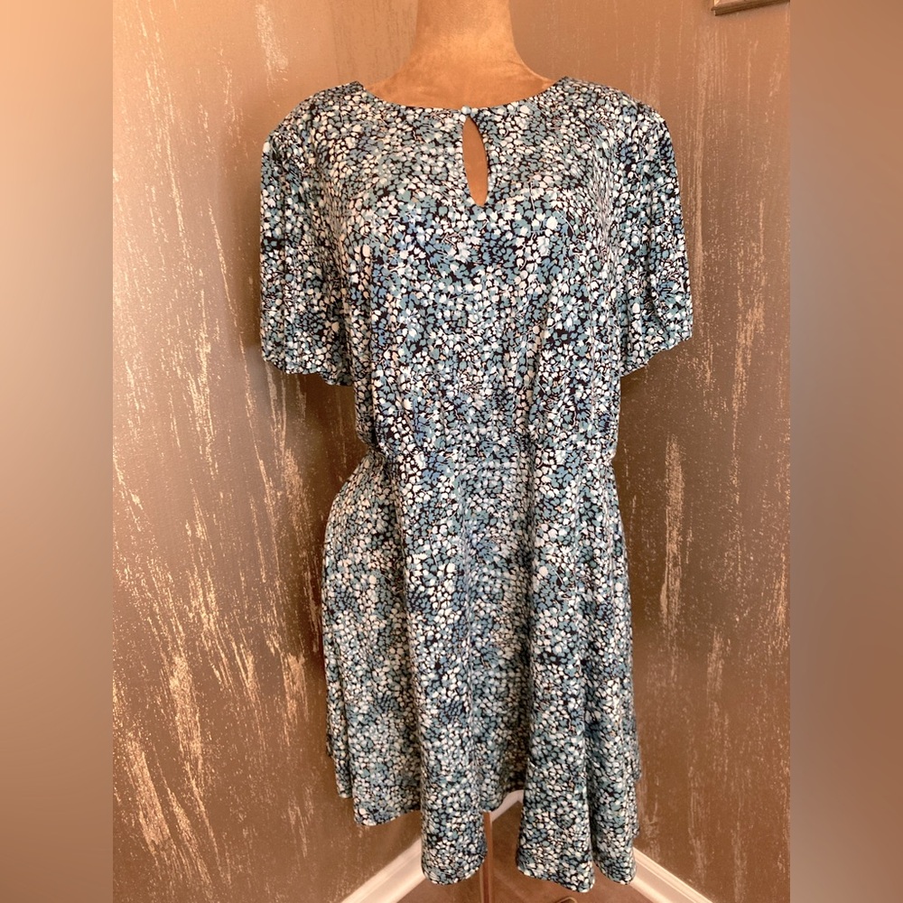 LOFT Plus Floral Dress Size 22